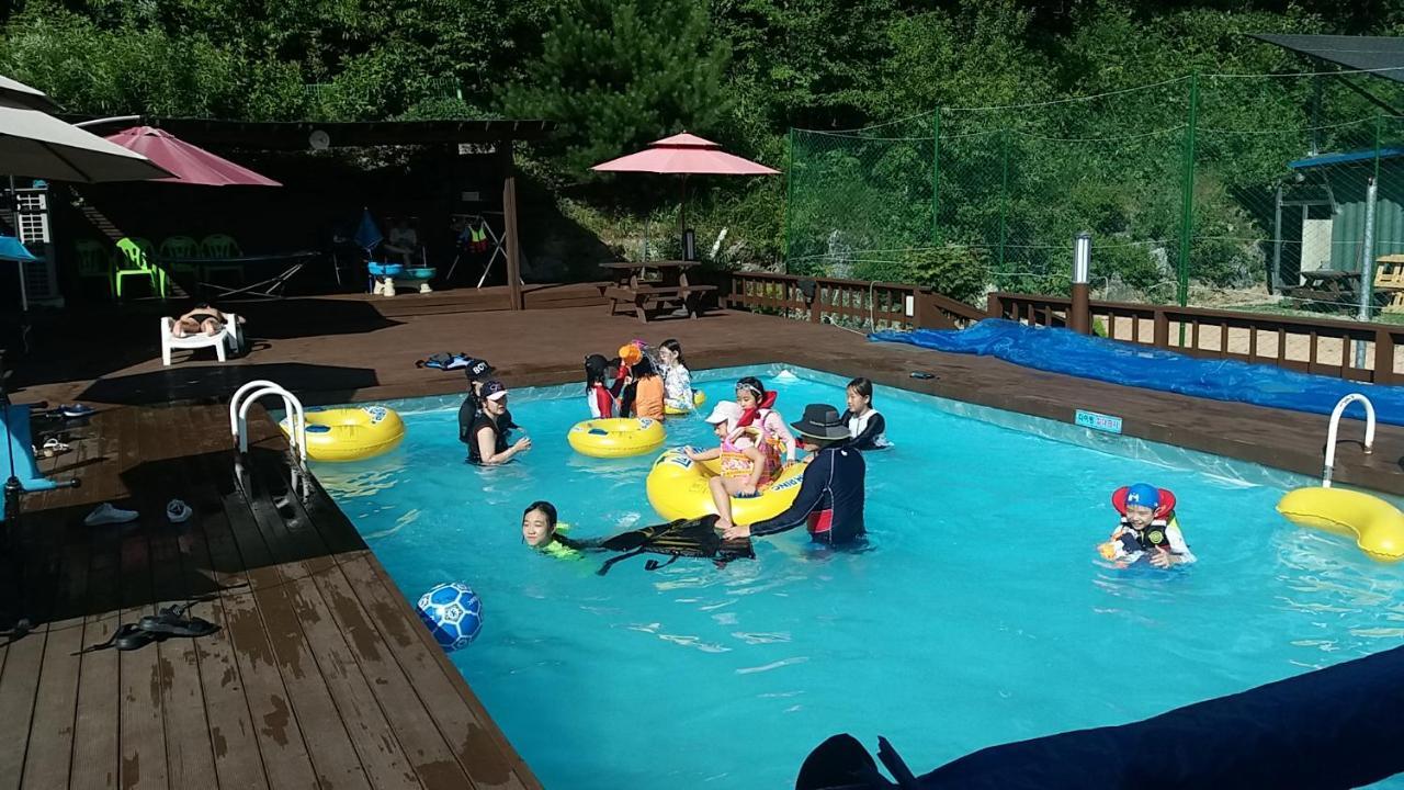 Forest Of Color Pension Hongcheon Luaran gambar