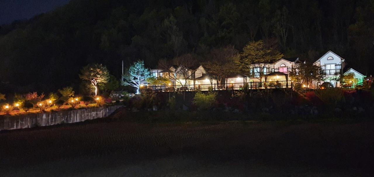 Forest Of Color Pension Hongcheon Luaran gambar